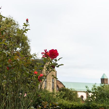 Mirfield Monastery B&B Екстериор снимка