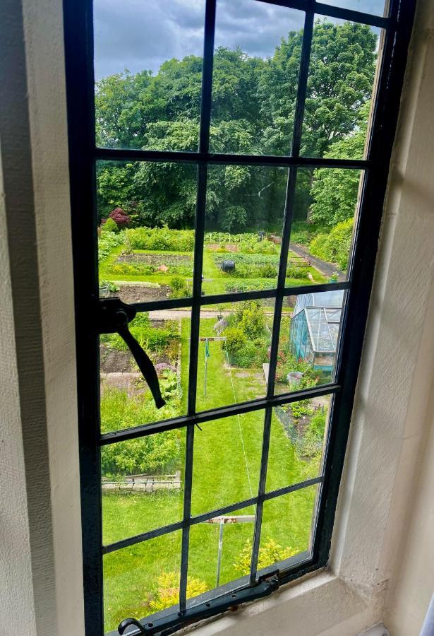Mirfield Monastery B&B Екстериор снимка